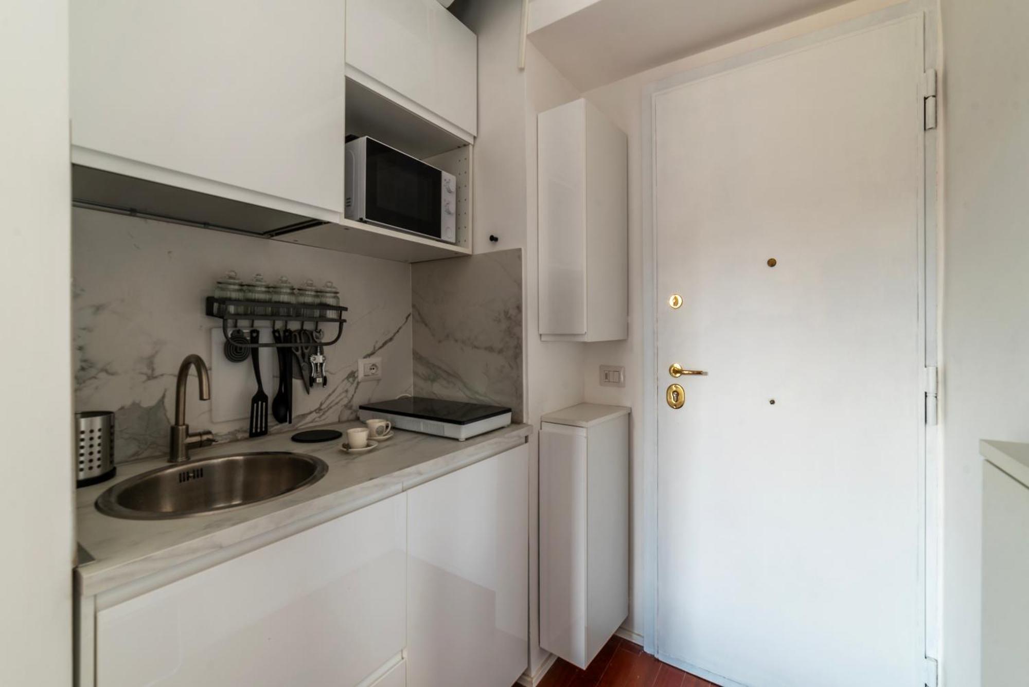 Vittorio Emanuele The Heart Apartment *